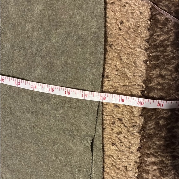 Divided Green Boxy Crop Top Short Sleeve - Picture 10 of 11